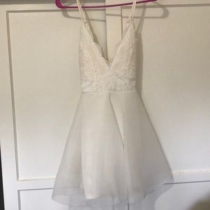 White lace and tulle mini cocktail dress by LUXXE